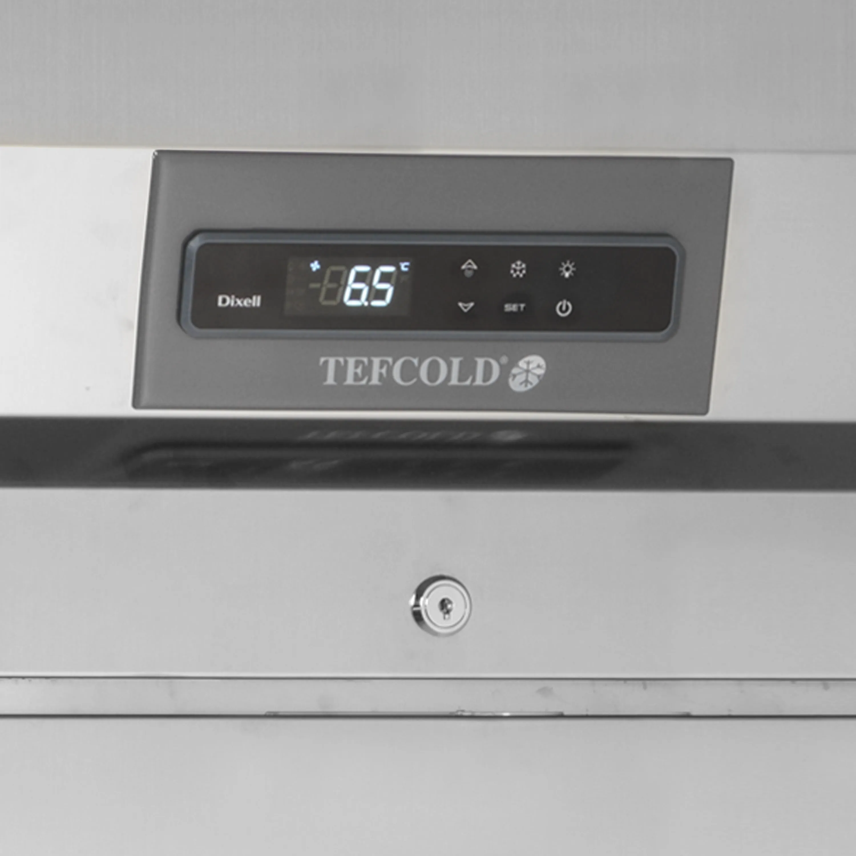 Lagerkøleskab - Tefcold RK1010 - 45 DB - 2,16 KW/24 timer (53 x 54 cm hylder)