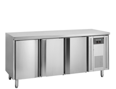 Kølebord med tre døre - GN 1/1 - Tefcold CK7310X1 - 1,42 kw/24 timer